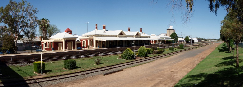 https://en.wikipedia.org/wiki/Wagga_Wagga_railway_station